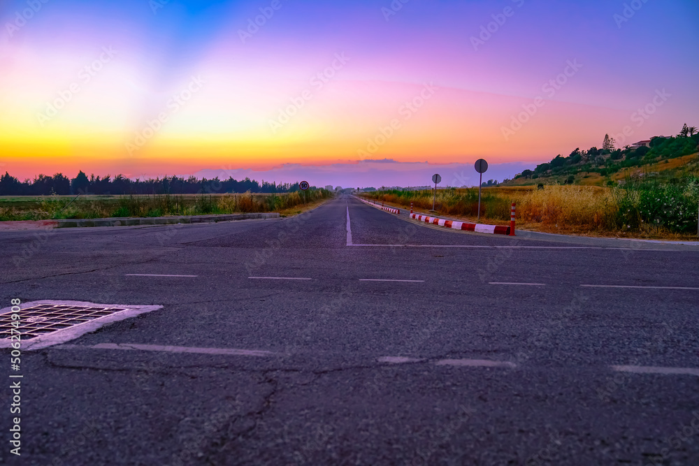 Fototapeta premium sunset on the road