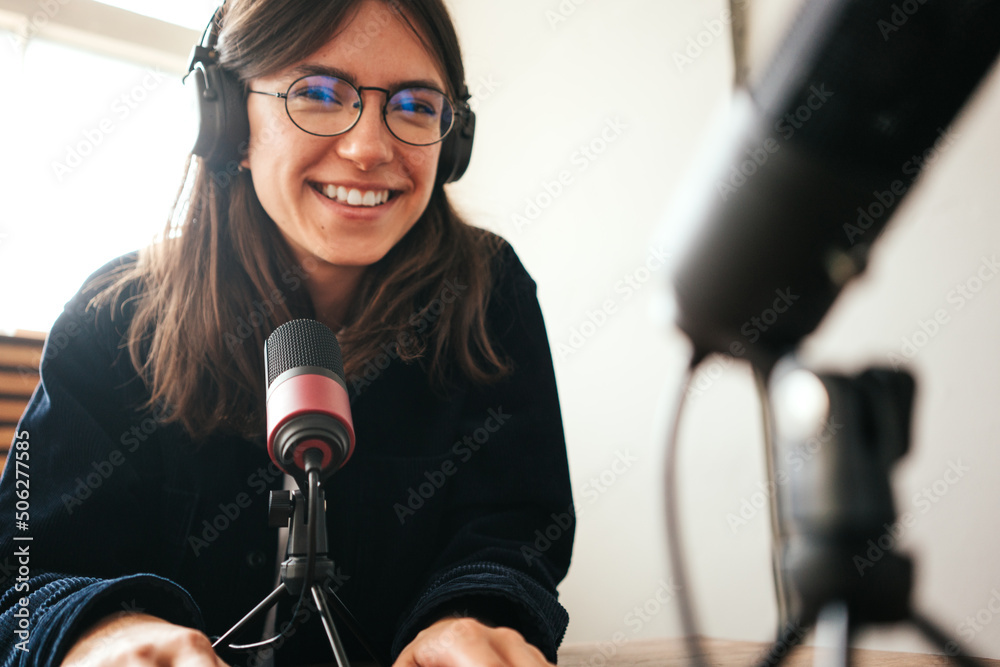 Stream host. Stream host