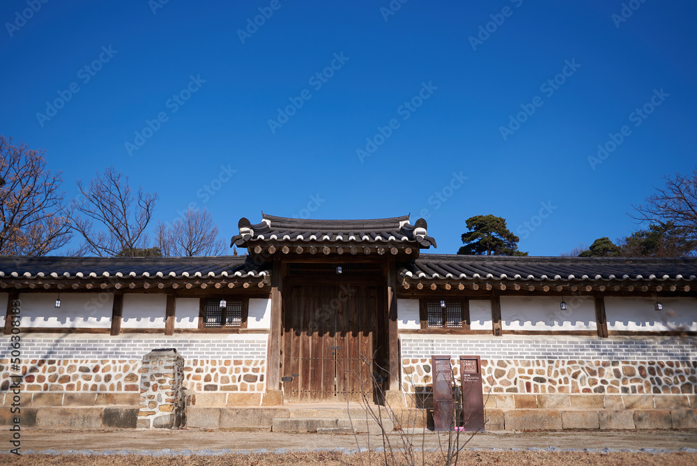 Yungneung and Geolleung Royal Tombs is the tomb of the king of the Joseon Dynasty.
Yungneung and Geolleung Royal Tombs is the tomb of the king of the Joseon Dynasty.