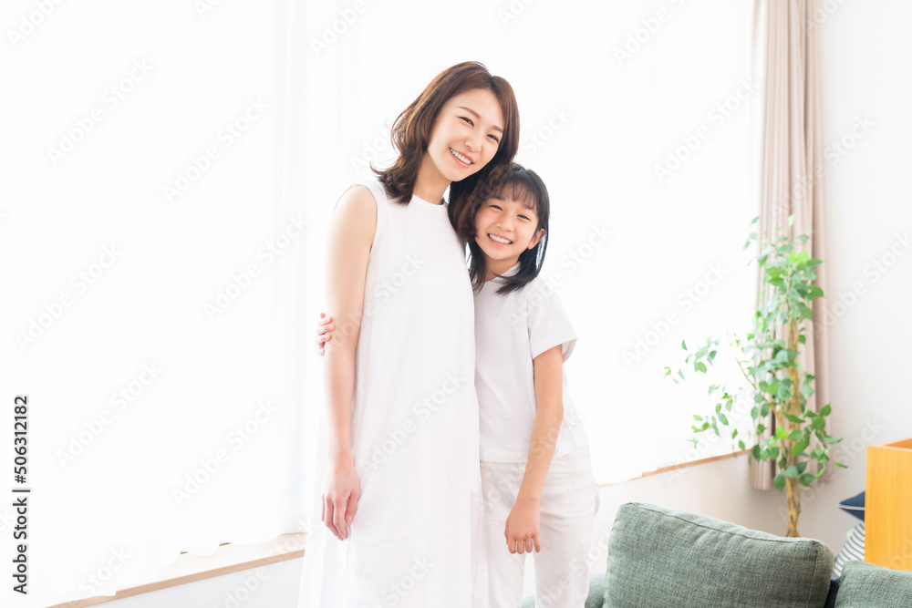 笑顔の親子 笑顔の親子