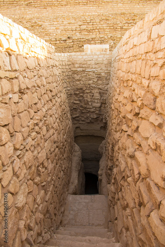 Obraz na płótnie Entrance to the Pyramid of Djoser (or Djeser and Zoser), or Step Pyramid in the Saqqara Necropolis, Egypt w salonie