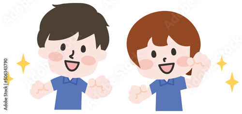 ポロシャツを着た男女