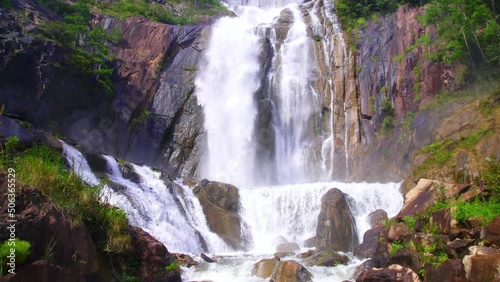 beautiful waterfall in taizhou tiantaishan scenic spot
 photo