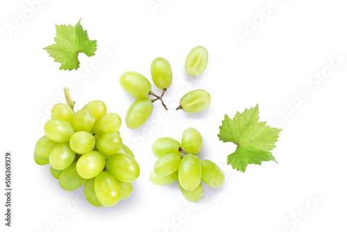 Fotografie bunch of green grapes on white