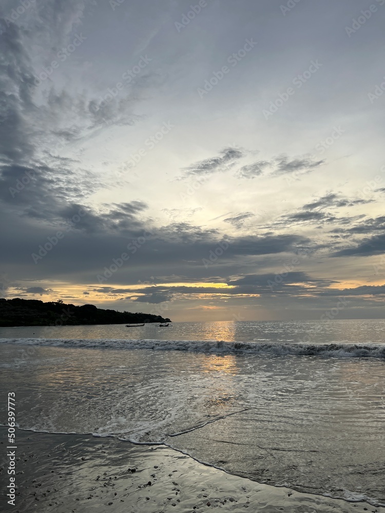 Fototapeta premium sunset at the ocean beach