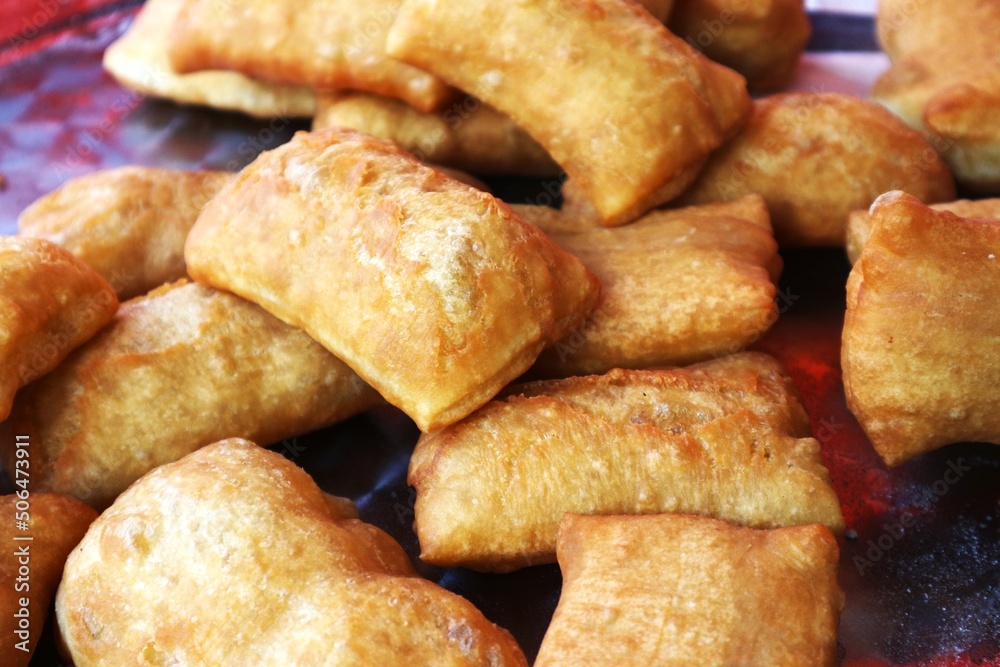 Patongo is popular desserts for breakfast and dinner
and the rush hour for everyone Patongo is popular desserts for breakfast and dinner
and the rush hour for everyone