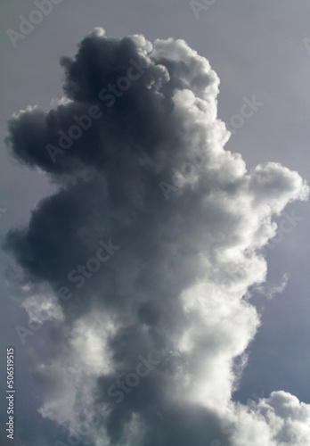 Dramatic Vertical Cloud Formation