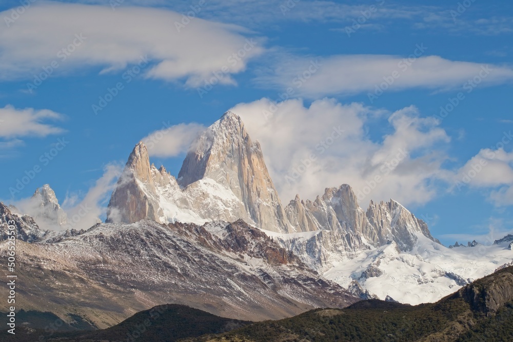 Obraz premium Mount Fitz Roy in El Chalten - Patagonia Argentina, trekking