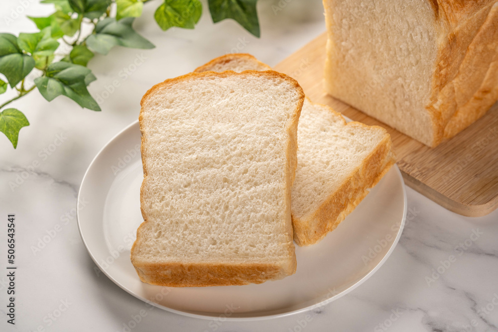 食パン