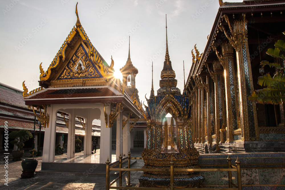 Fototapeta premium Wat Phra Kaew Temple, Landmark of Bangkok Province, Thailand