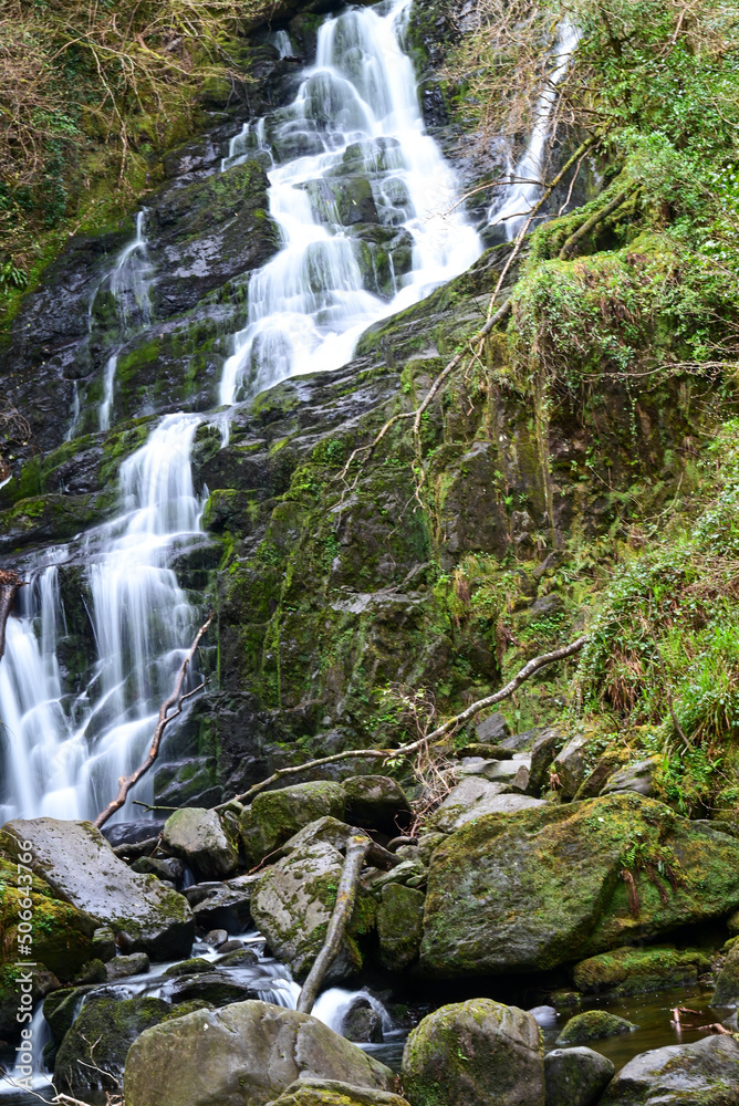 Naklejka premium long exposure waterfall
