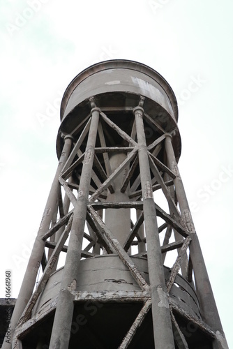 silo isolé 