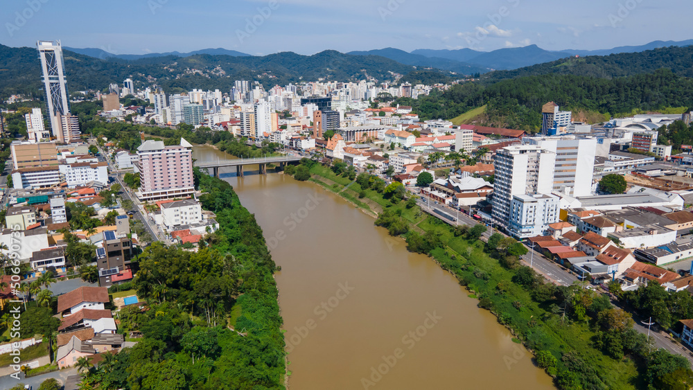 Fototapeta premium Aerial images of the iron bridge in Blumenau in Santa Catarina