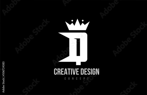 Q alphabet letter logo icon design with king crown. Creative template for business and company