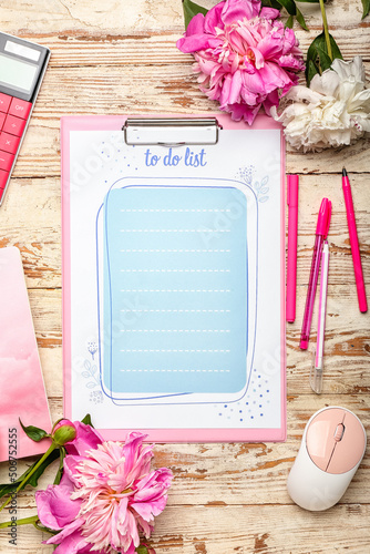 Clipboard with blank to do ...