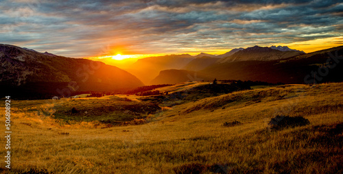 Tramonto sulla valle di Fiemme photo