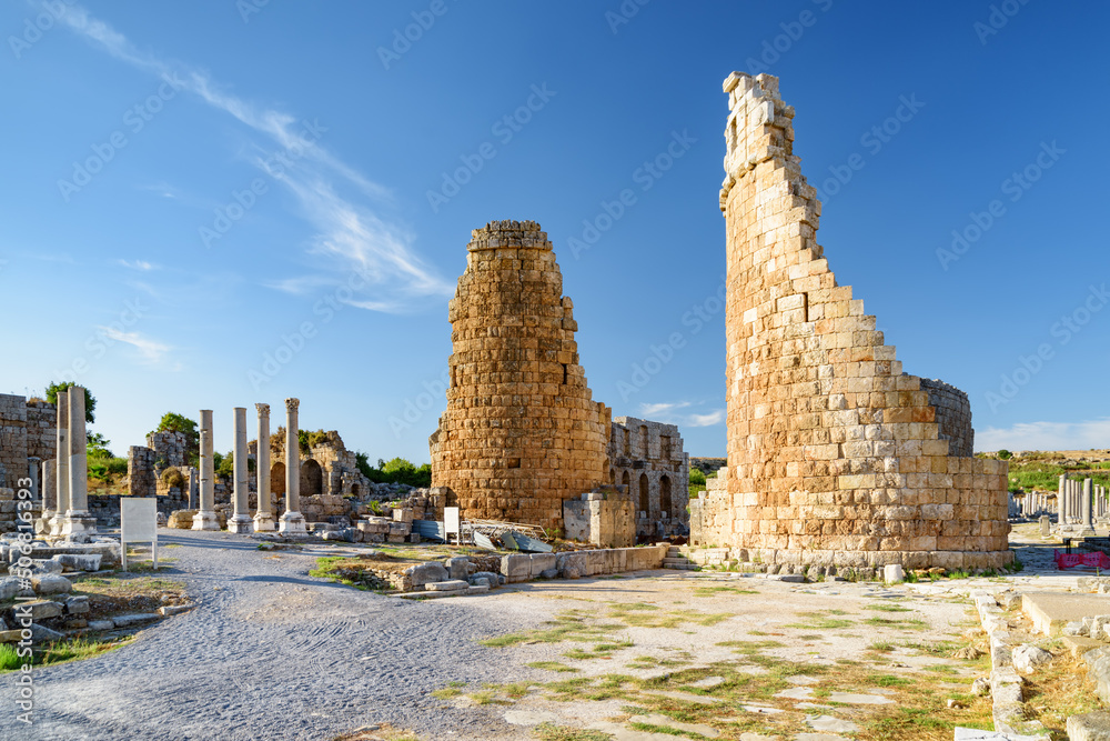 Naklejka premium Scenic ruins of Hellenistic city gate in Perge (Perga), Turkey