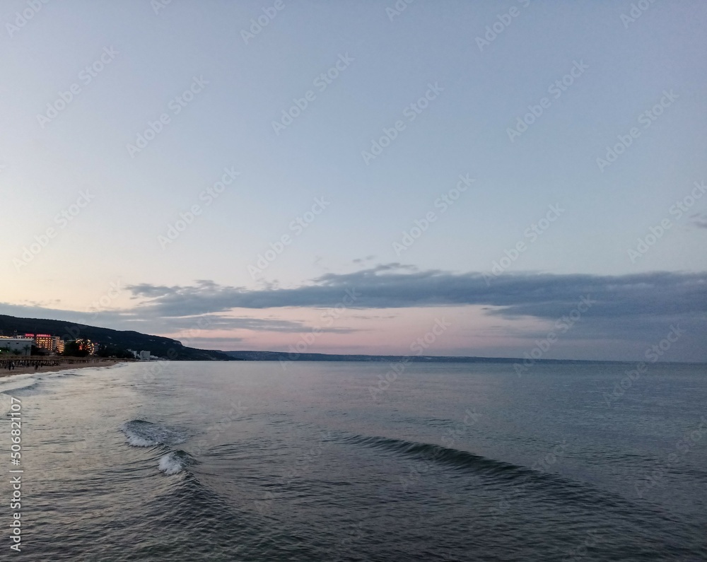 Obraz premium sunset over the sea