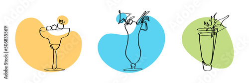 Coctails lineart. Minimalist vector illustration