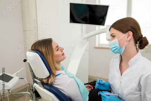 dentist talking to a client