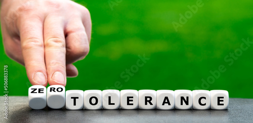Billede på lærred Dice form the expression zero tolerance.