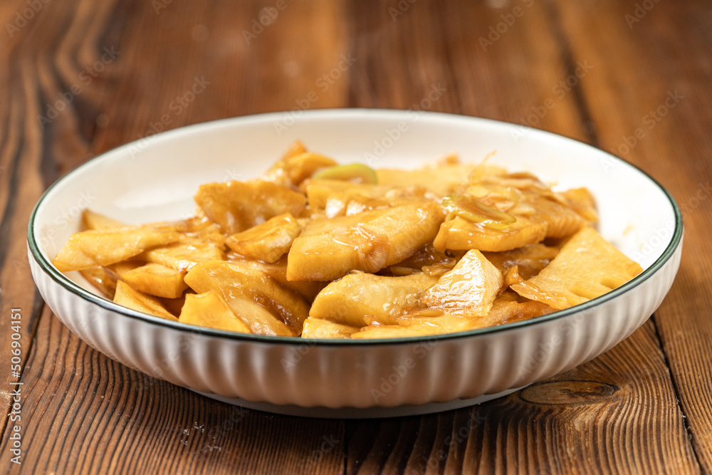 Braised winter bamboo shoots with local specialties Braised winter bamboo shoots with local specialties