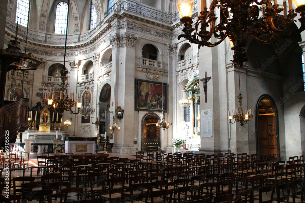 Fototapeta premium saint-paul-saint-louis church in paris (france)