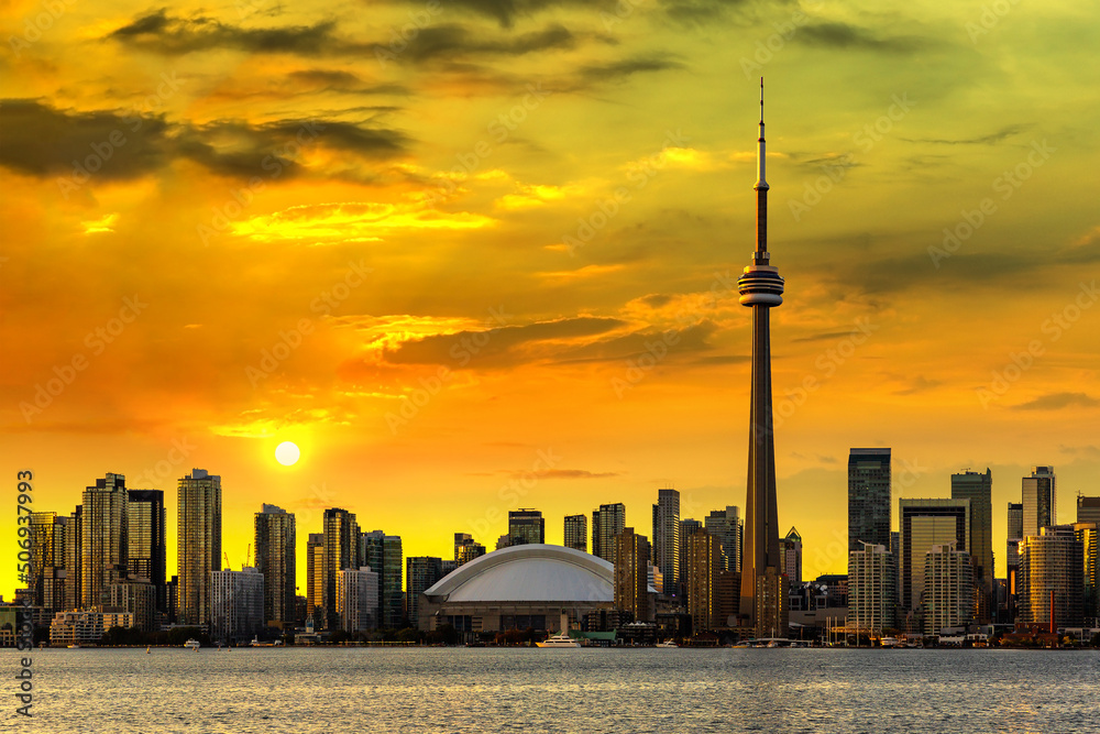 Toronto and CN Tower at sunset
