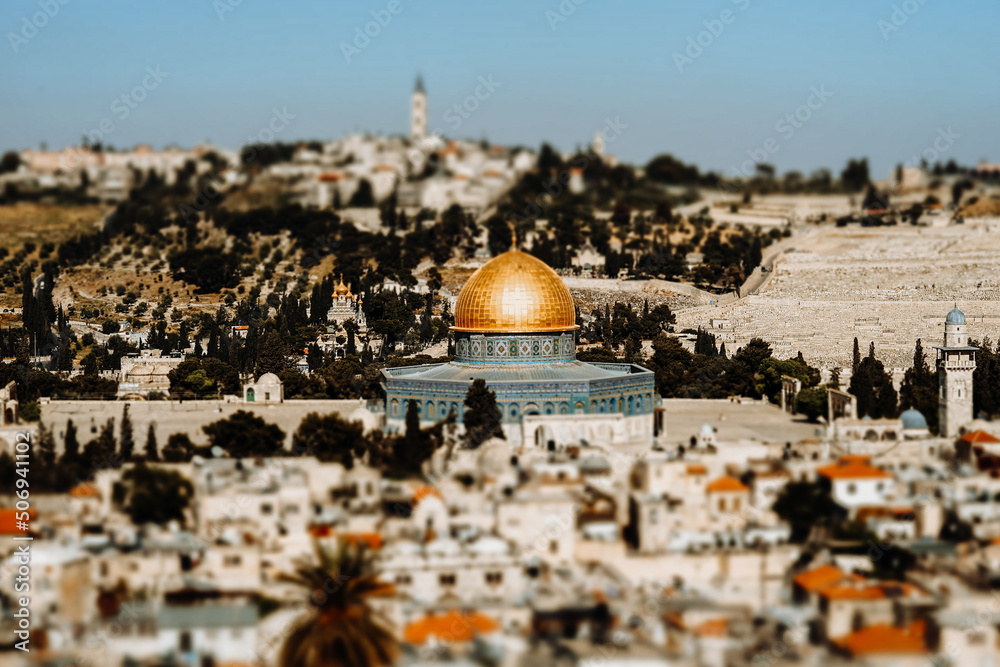 Fototapeta premium Jerusalem in Israel with Temple Mount