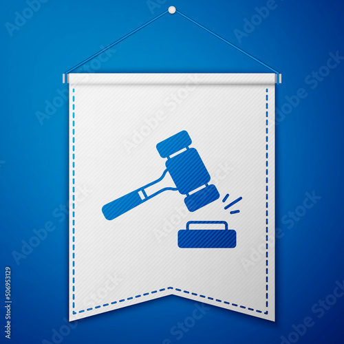 Blue Auction hammer icon isolated on blue background. Gavel - hammer of judge or auctioneer. Bidding process, deal done. Auction bidding. White pennant template. Vector