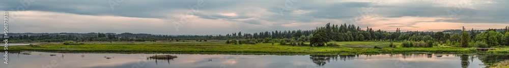 Naklejka premium Evening at Oregon Lake