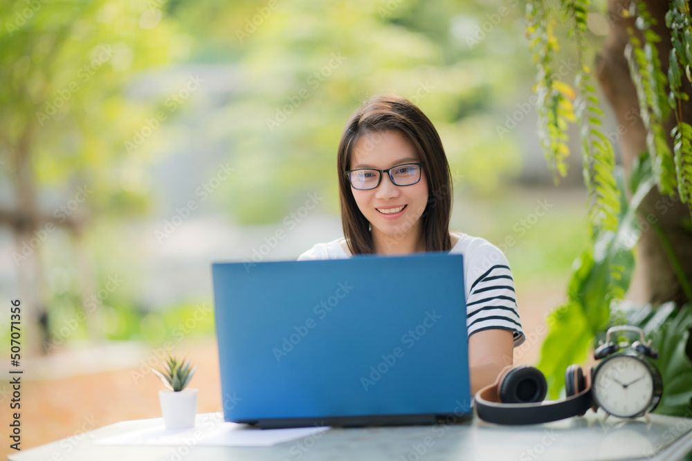 woman looking at laptop computer, thinking new project
woman looking at laptop computer, thinking new project