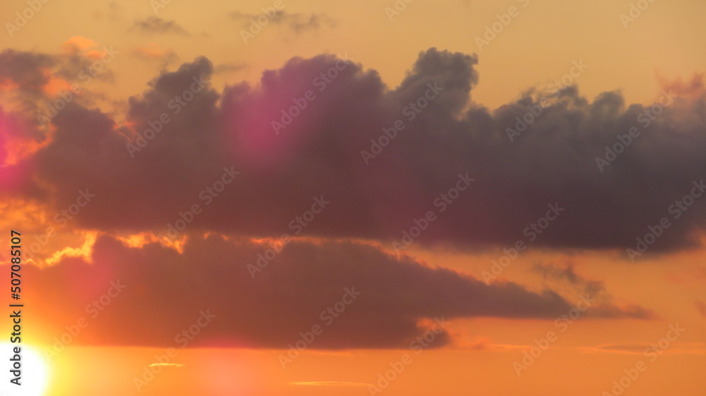 Fototapeta premium Evening sky with sunset and clouds