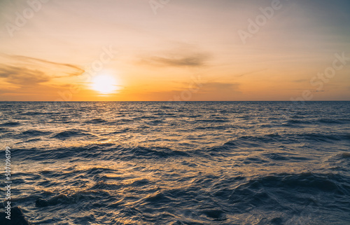 Fototapeta Naklejka Na Ścianę i Meble -  sunset over the sea