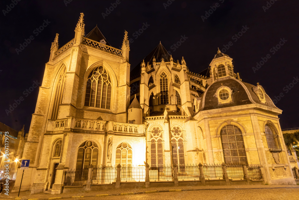 The Maes (Mary Magdalene) Chapel behind the Cathedral of St. Michael and St. Gudula illuminated in the night, Brussels