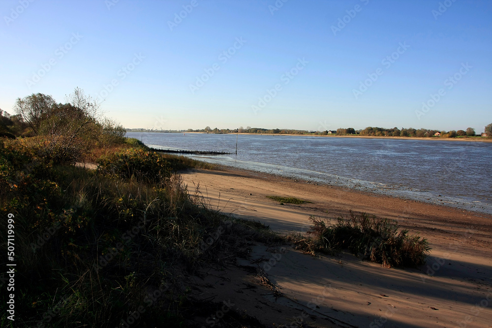 Weser island Harriersand. Weserinsel; Unterweser; Niedersachsen; Deutschland, Europa  --
Weser island Harriersand. Weserinsel; Unterweser; Niedersachsen; Deutschland, Europa