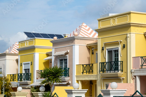 Row of luxury villas in Faro city © Mauro Rodrigues