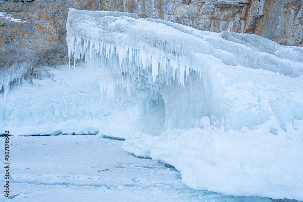 Obraz premium Lake Baikal in winter. Panorama of rocks near the island Olkhon from the ice