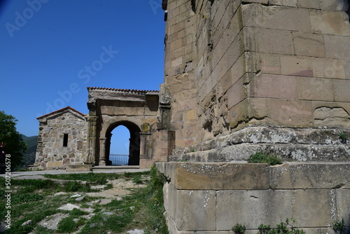 Jvari Monastery- It is a sixth-century Georgian Orthodox monastery near Mtskheta, eastern Georgia. Jvari is a rare case of an Early Medieval Georgian church that has survived to the present day.