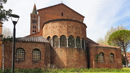 Fotografía Panorama of basilica of San Giovanni Evangelista in Ravenna on a sunny day