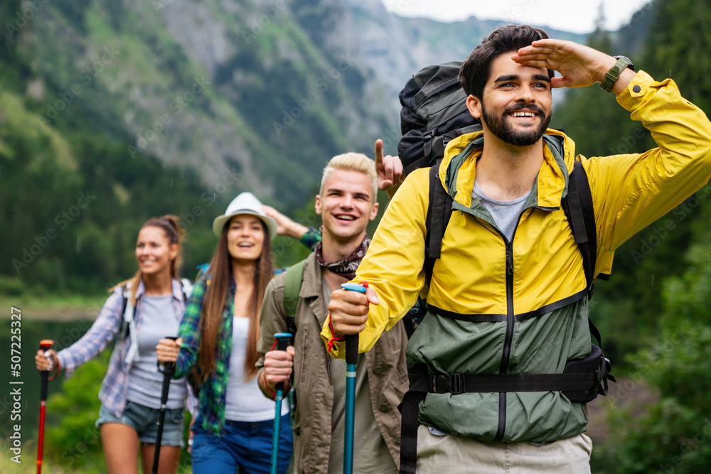 © NDABCREATIVITY - Group of happy friends enjoying outdoor activity together © NDABCREATIVITY - Group of happy friends enjoying outdoor activity together
