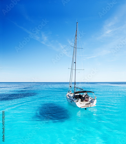 Beautiful sea with sailing boat yacht, Yachting, sail, travel and active lifestyle concept © kite_rin