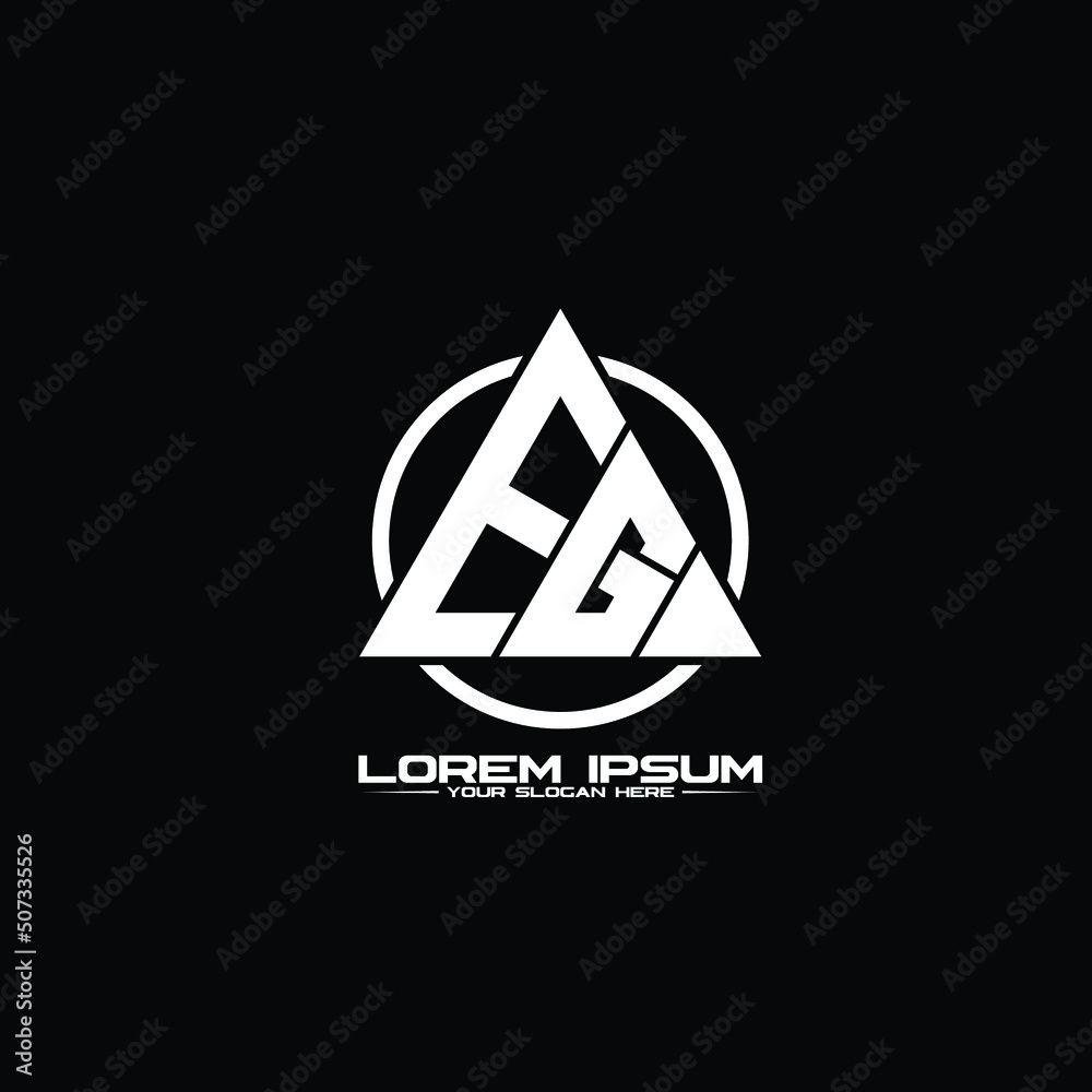 Fototapeta premium Letter EG triangle logo design vector