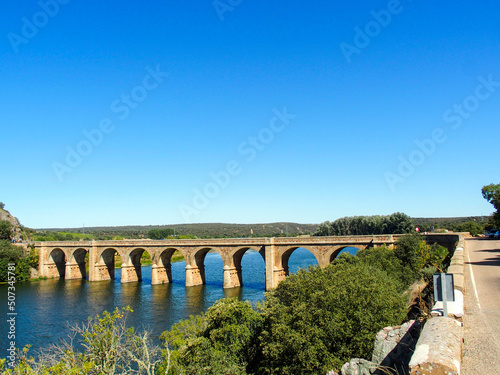 Puente Quintos (1920), sobre el río Esla. Santa Eulalia de Tábara, Zamora, España. photo