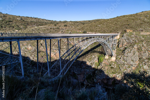 Puente de Requejo sobre el río Duero (1914). Pino del Oro, Zamora, España. photo
