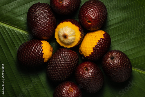Foto Aguaje is a highly appreciated fruit in the Amazon for its flavor and nutritional properties