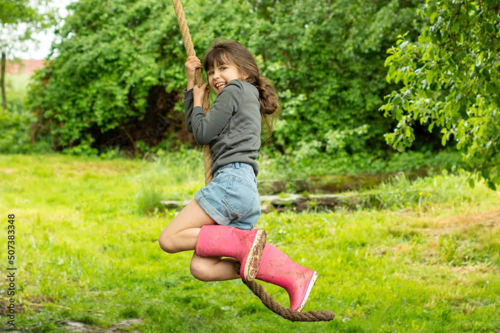 Summer Holidays Activities For Kids To Enjoy Outdoors Rainy Day 