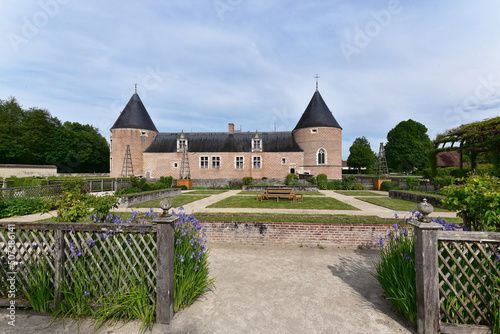 Frankreich - Chilleurs-aux-Bois - Château de Chamerolles - Schlosspark photo