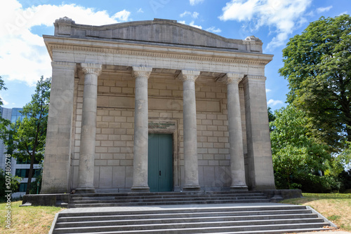 Horta-Lambeaux Pavilion in Cinquantenaire Park  Brussels  Belgium