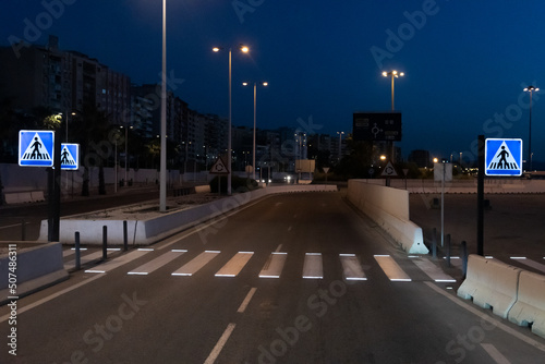 Canvastavla Pedestrian crossing illuminated at night, for greater safety of passers-by